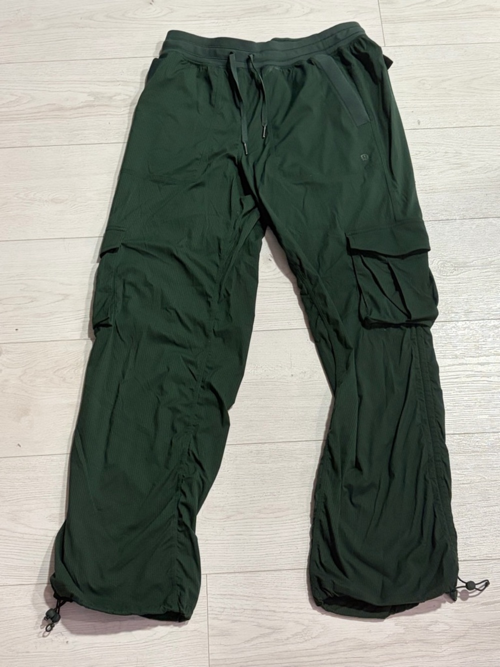 Lululemon Dance Studio Relaxed-Fit Mid-Rise Cargo Pant Green Size Medium Women’s